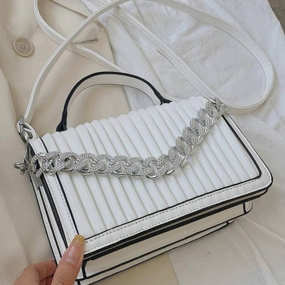 White Women’s Handbag with Silver Chain Detail Shoulder Bag - Picture 2 of 5